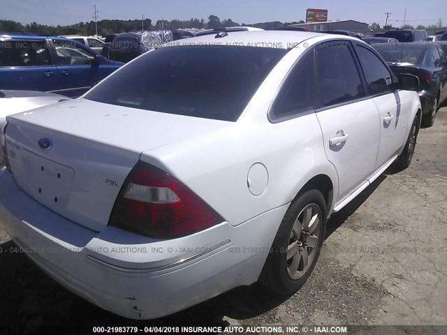 1FAHP24147G123806 - 2007 FORD FIVE HUNDRED SEL WHITE photo 4