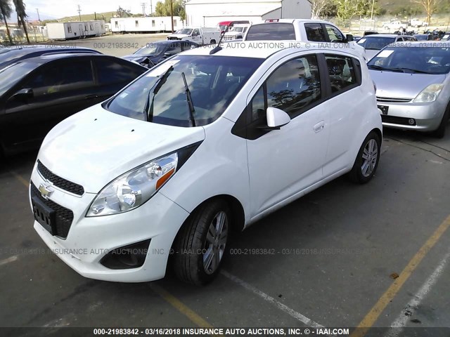 KL8CD6S98EC559357 - 2014 CHEVROLET SPARK 1LT WHITE photo 2