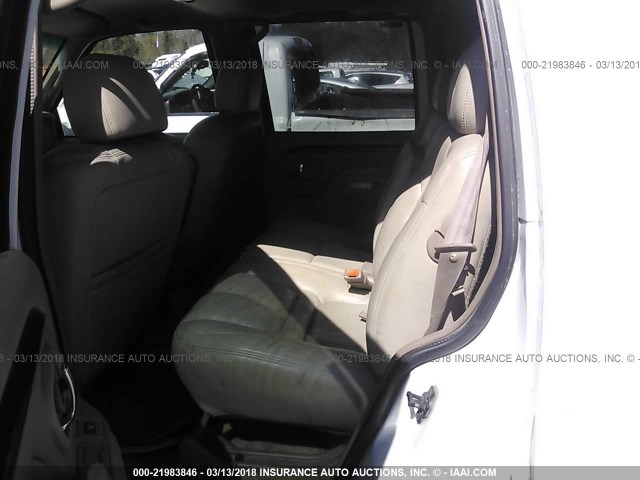 1GYEK63R7YR190412 - 2000 CADILLAC ESCALADE LUXURY 白色 照片 8