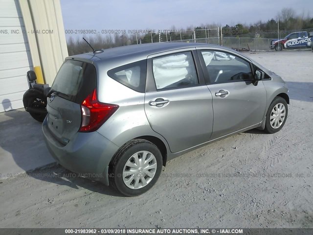 3N1CE2CP2FL436060 - 2015 NISSAN VERSA NOTE S/S PLUS/SV/SL/SR GRAY photo 4