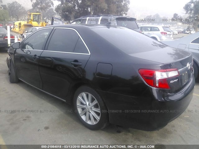 4T1BK1FK8DU526937 - 2013 TOYOTA CAMRY SE/XLE BLACK photo 3