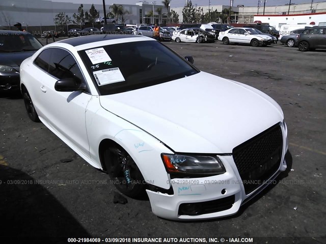 WAUVVAFR0BA034341 - 2011 AUDI S5 PRESTIGE 白色 照片 1