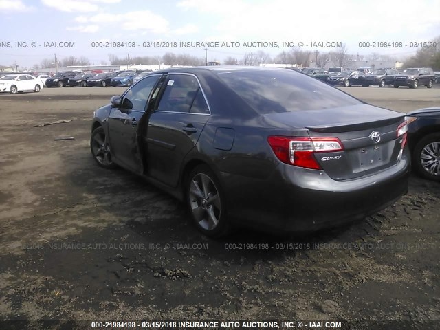 4T1BF1FK5EU399781 - 2014 TOYOTA CAMRY L/SE/LE/XLE 黑色 照片 3