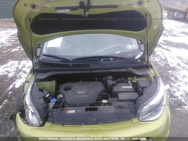 KNDJN2A22G7849114 - 2016 KIA SOUL GREEN photo 10