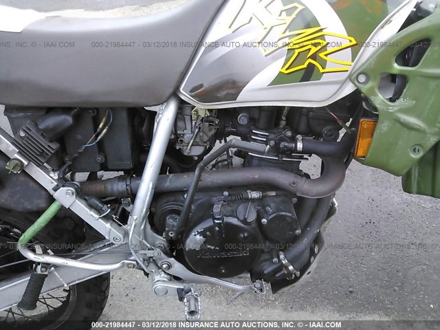 JKAKLMD1X2A108496 - 2002 KAWASAKI KL250 D GREEN photo 8