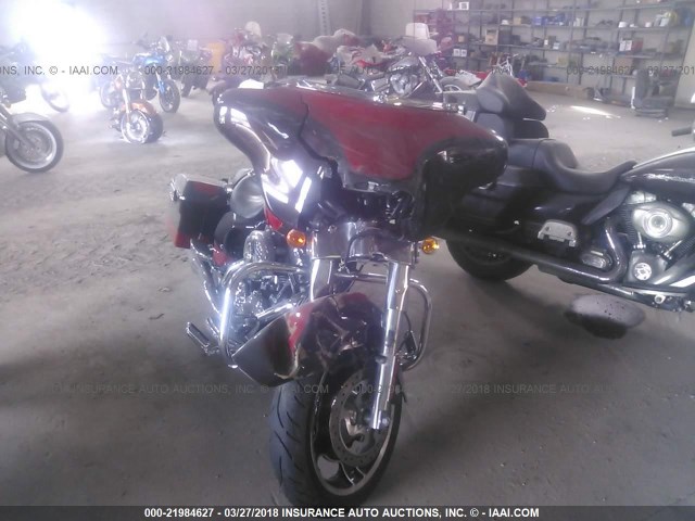 1HD1KB417AB635251 - 2010 HARLEY-DAVIDSON FLHX RED photo 5