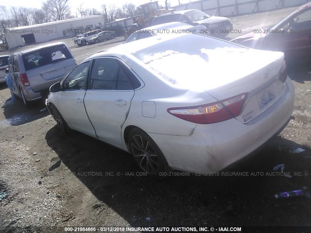 4T1BF1FK1FU499698 - 2015 TOYOTA CAMRY LE/XLE/SE/XSE 白色 照片 3