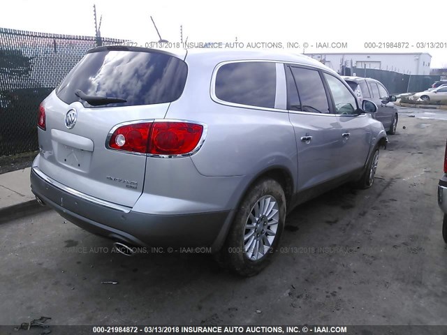 5GALRBED3AJ173664 - 2010 BUICK ENCLAVE CXL ვერცხლისფერი ფოტო 4