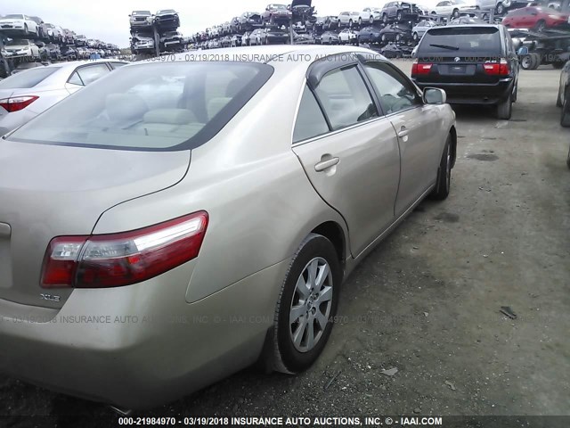 4T1BK46K08U068706 - 2008 TOYOTA CAMRY LE/XLE/SE Qızıl foto 4