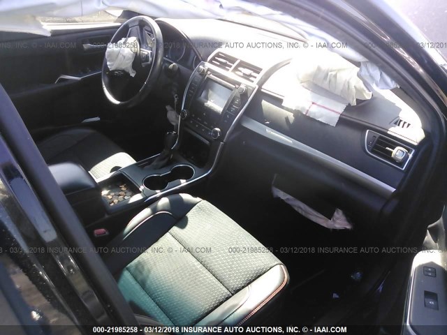 4T1BF1FK7FU037503 - 2015 TOYOTA CAMRY LE/XLE/SE/XSE BLACK photo 5