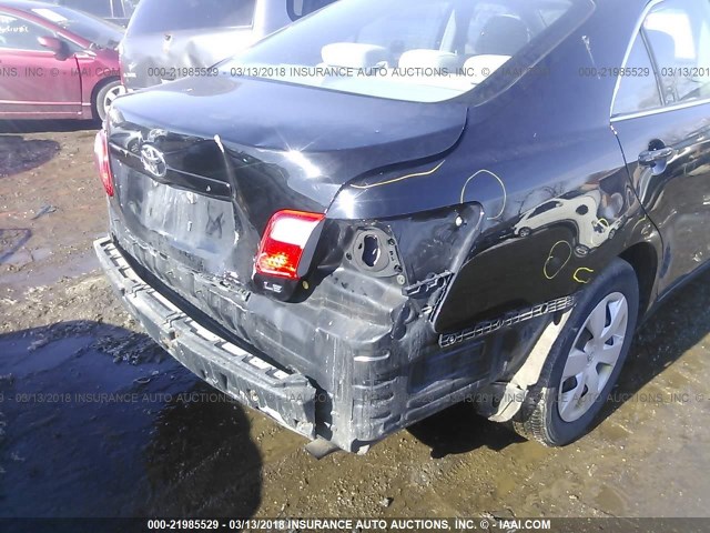4T1BE46K28U219312 - 2008 TOYOTA CAMRY CE/LE/XLE/SE BLACK photo 6