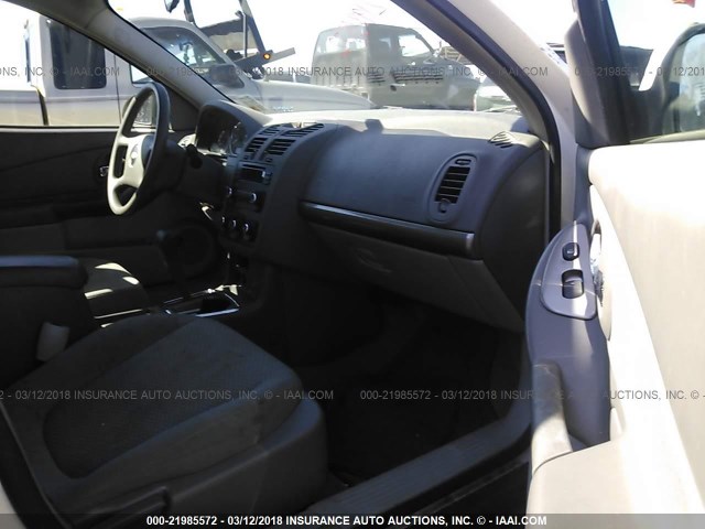 1G1ZS58F58F134835 - 2008 CHEVROLET MALIBU LS თეთრი ფოტო 5