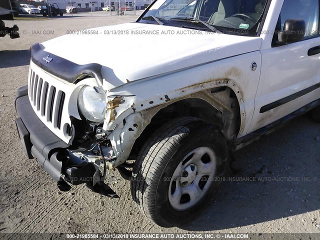 1J4GL48K86W255546 - 2006 JEEP LIBERTY SPORT 白色 照片 6