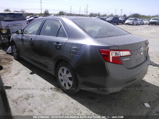 4T4BF1FK7CR167346 - 2012 TOYOTA CAMRY SE/LE/XLE ნაცრისფერი ფოტო 3