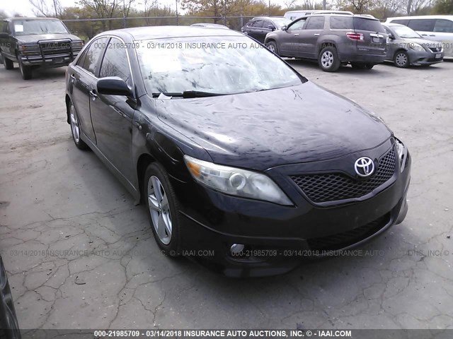 4T1BF3EK7BU195394 - 2011 TOYOTA CAMRY SE/LE/XLE შავი ფოტო 1