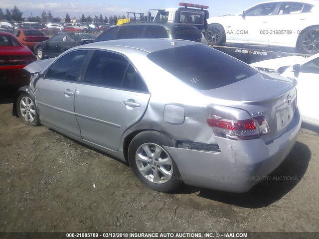 4T1BK3EK5AU597828 - 2010 TOYOTA CAMRY SE/LE/XLE SILVER photo 3