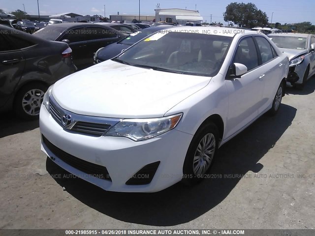 4T1BF1FK9EU865387 - 2014 TOYOTA CAMRY L/SE/LE/XLE WHITE photo 2