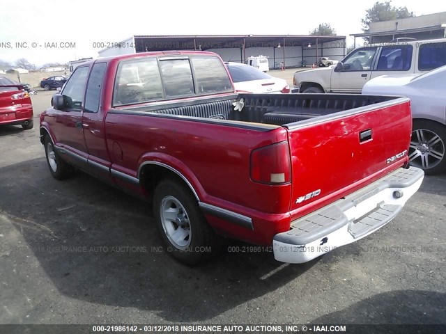 1GCCS1944VK242191 - 1997 CHEVROLET S TRUCK S10 RED photo 3