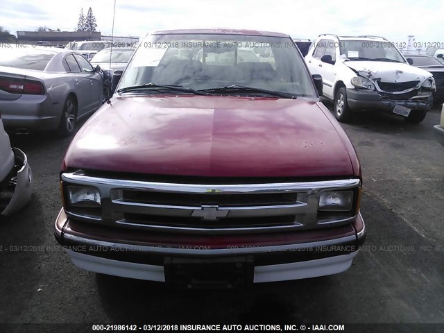 1GCCS1944VK242191 - 1997 CHEVROLET S TRUCK S10 RED photo 6