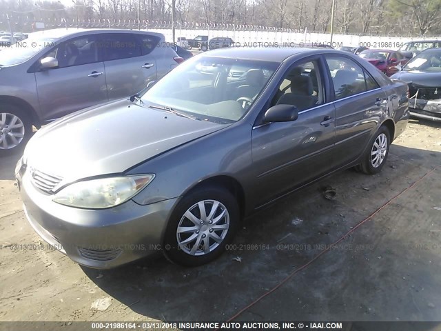 4T1BE32K55U523018 - 2005 TOYOTA CAMRY LE/XLE/SE 灰色 照片 2