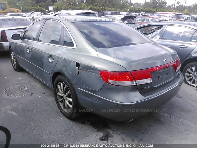 KMHFC46F77A164981 - 2007 HYUNDAI AZERA SE/LIMITED GRAY photo 3