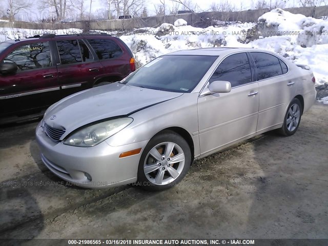 JTHBA30G555062698 - 2005 LEXUS ES 330 SILVER photo 2