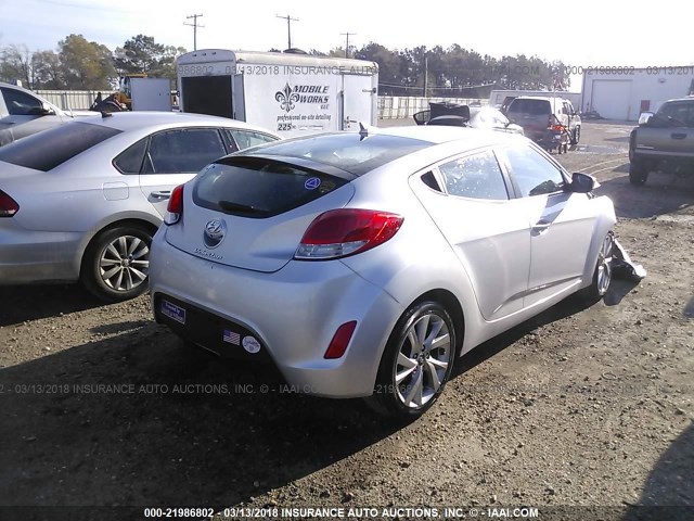 KMHTC6AD2GU257605 - 2016 HYUNDAI VELOSTER SILVER photo 4