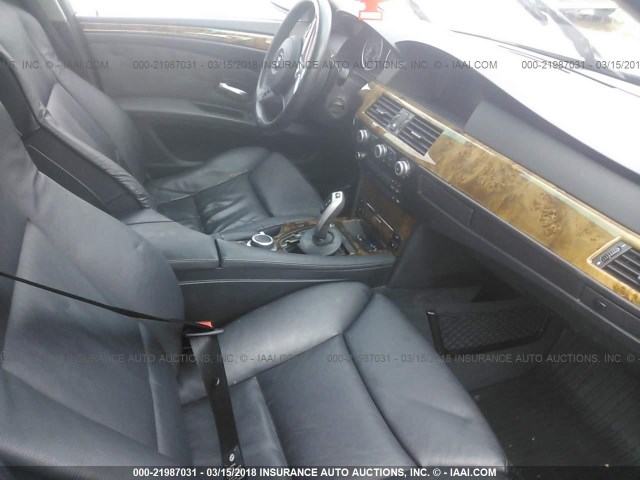 WBANV93548CZ63462 - 2008 BMW 535 XI GRAY photo 5