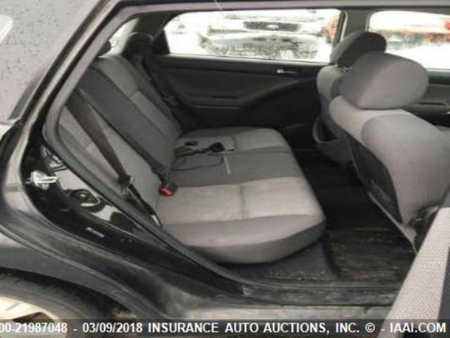 2T1LR32EX6C555517 - 2006 TOYOTA COROLLA MATRIX XR BLACK photo 8