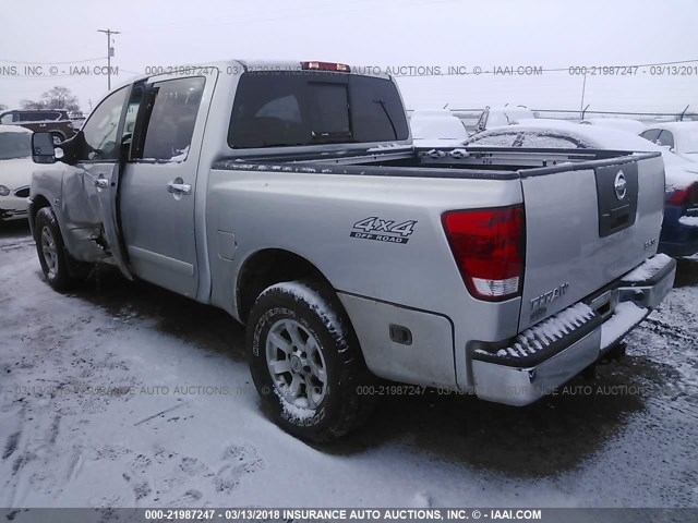 1N6AA07B14N536583 - 2004 NISSAN TITAN XE/SE/LE SILVER photo 3