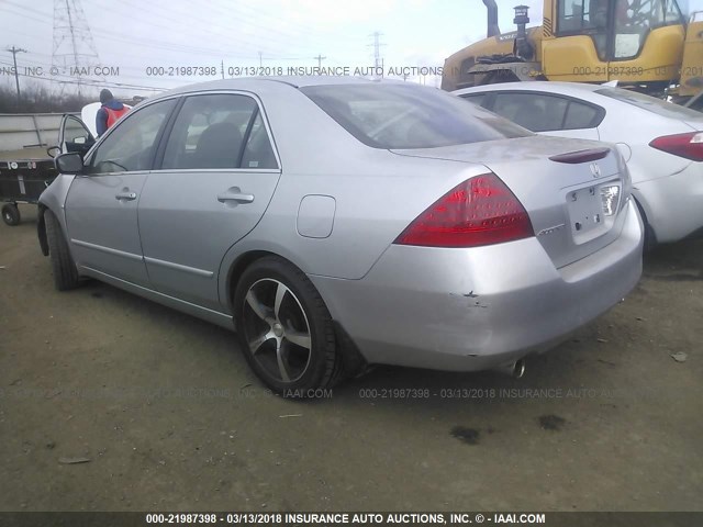 1HGCM66846A069456 - 2006 HONDA ACCORD EX SILVER photo 3