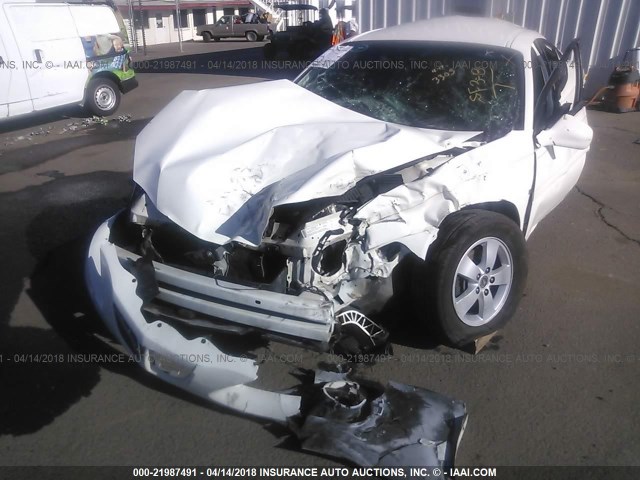 2G2WP552361149825 - 2006 PONTIAC GRAND PRIX WHITE photo 6