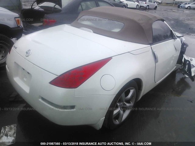 JN1BZ36A27M654407 - 2007 NISSAN 350Z ROADSTER WHITE photo 4