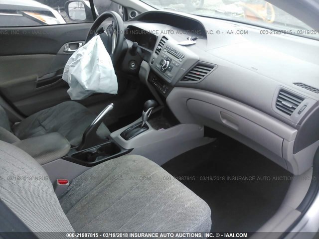 JHMFB4F22CS005566 - 2012 HONDA CIVIC HYBRID SILVER photo 5