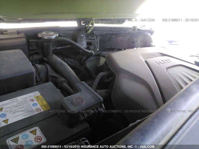 KNDJN2A25E7713038 - 2014 KIA SOUL GREEN photo 10