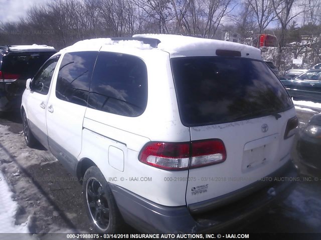 4T3ZF13CX3U515072 - 2003 TOYOTA SIENNA LE/XLE WHITE photo 3