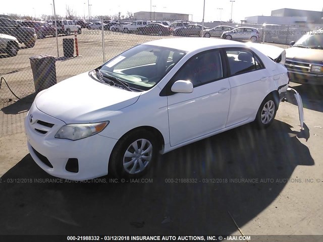 2T1BU4EE0BC562501 - 2011 TOYOTA COROLLA S/LE WHITE photo 2