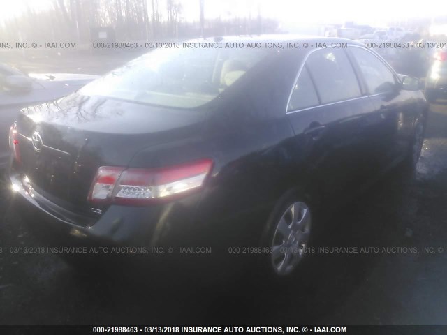 4T1BF3EK5AU053091 - 2010 TOYOTA CAMRY SE/LE/XLE BLACK photo 4