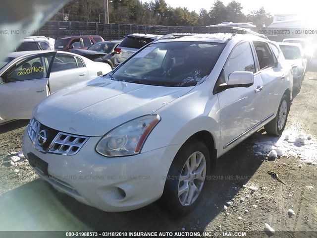 JN8AS5MV4CW394058 - 2012 NISSAN ROGUE S/SV WHITE photo 2