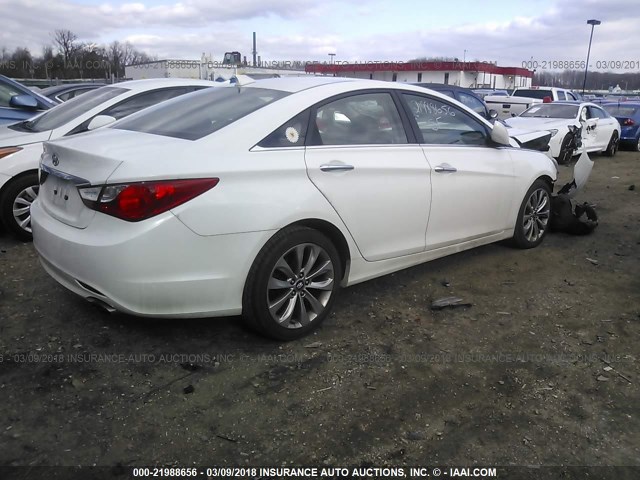 5NPEC4AC9BH049314 - 2011 HYUNDAI SONATA SE/LIMITED WHITE photo 4