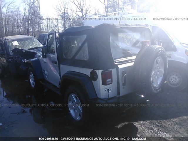 1J4AA2D1XAL229280 - 2010 JEEP WRANGLER SPORT ვერცხლისფერი ფოტო 3