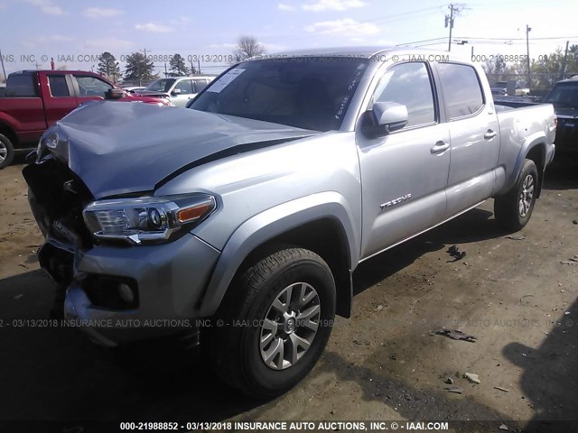 5TFDZ5BN9HX027553 - 2017 TOYOTA TACOMA DBL CAB/SR5/TRD SPORT/OR SILVER photo 2