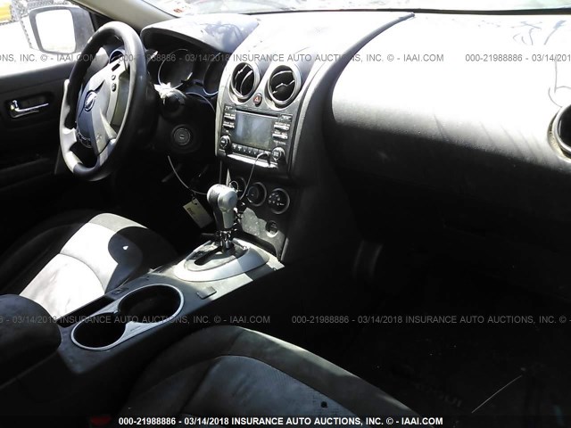 JN8AS5MT7DW500969 - 2013 NISSAN ROGUE S/SV SILVER photo 5