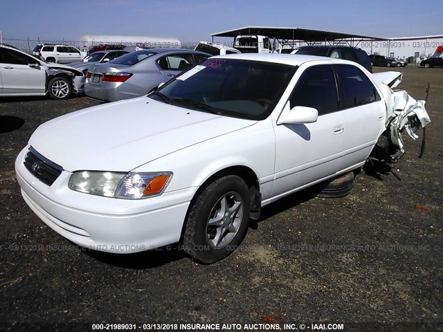 4T1BG22K51U824953 - 2001 TOYOTA CAMRY CE/LE/XLE 白色 照片 2
