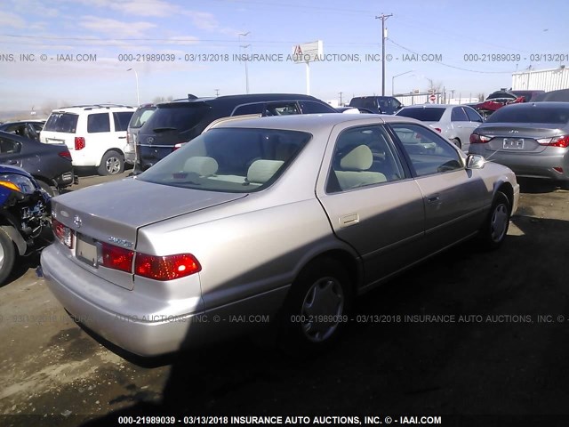 4T1BG22K7YU702895 - 2000 TOYOTA CAMRY CE/LE/XLE BROWN photo 4