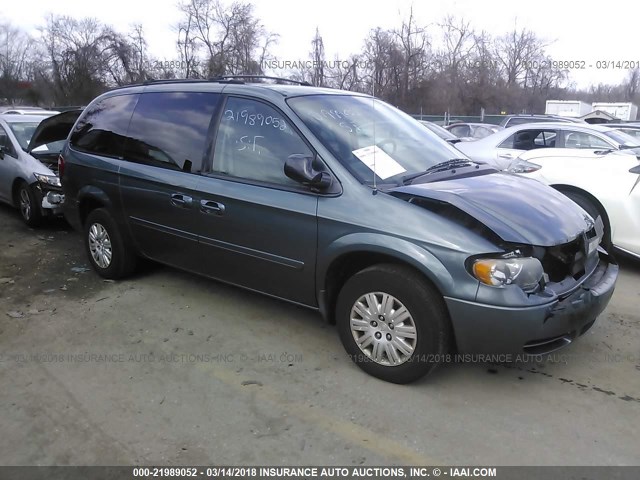 2C4GP44R05R376284 - 2005 CHRYSLER TOWN & COUNTRY LX BLUE photo 1