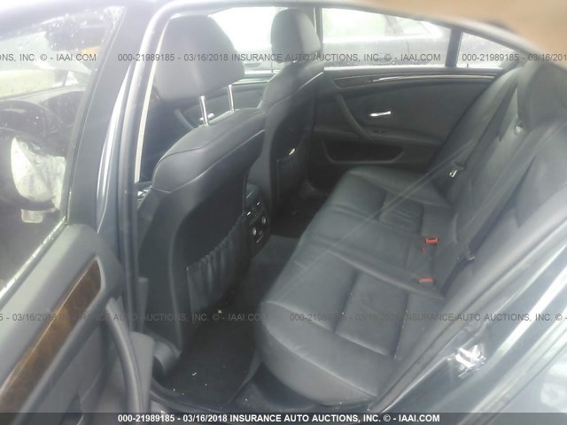 WBANV13578CZ55793 - 2008 BMW 528 XI GRAY photo 8