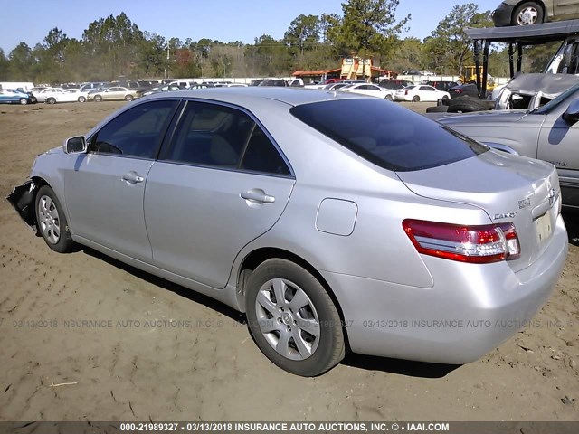 4T1BF3EK6BU716797 - 2011 TOYOTA CAMRY SE/LE/XLE SILVER photo 3