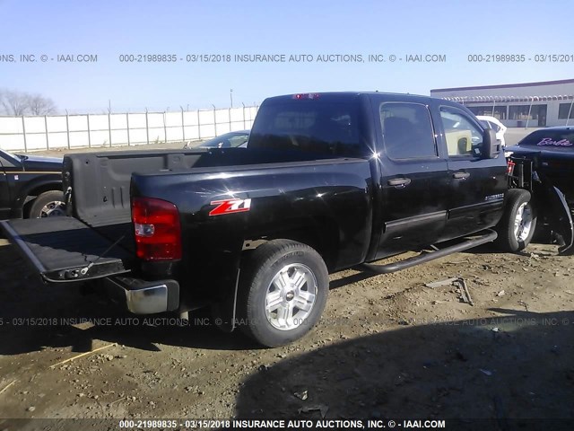 3GCPCSE04BG110381 - 2011 CHEVROLET SILVERADO C1500 LT BLACK photo 4