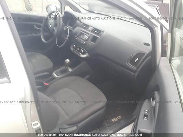 KNADM4A37D6284166 - 2013 KIA RIO LX Արծաթագույն լուսանկար 5
